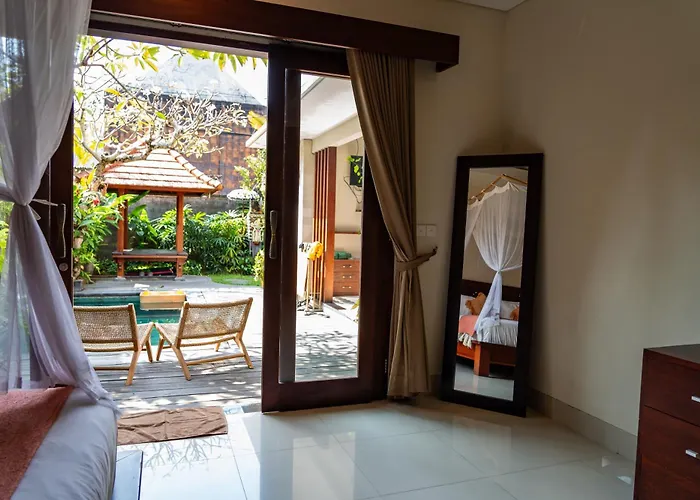 Puji Villa Canggu (Bali)